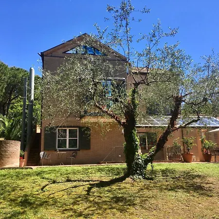 Bed & Breakfast Villino Ada 4*