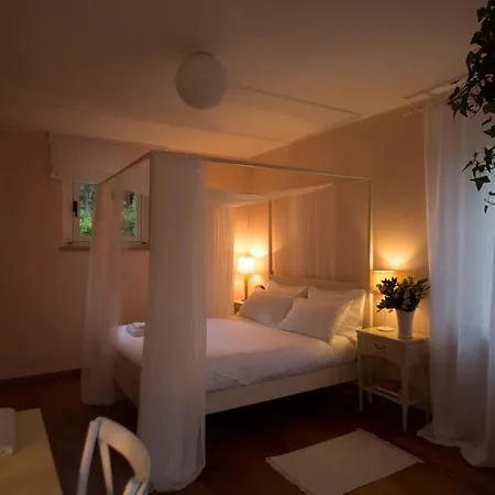 Villino Ada Bed & Breakfast *
